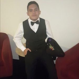 Meet your Posher, Isaiah